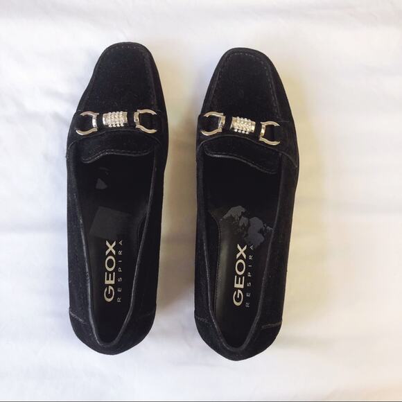Geox Black Suede Respira Loafers with Metal Detail - Picture 2 of 7